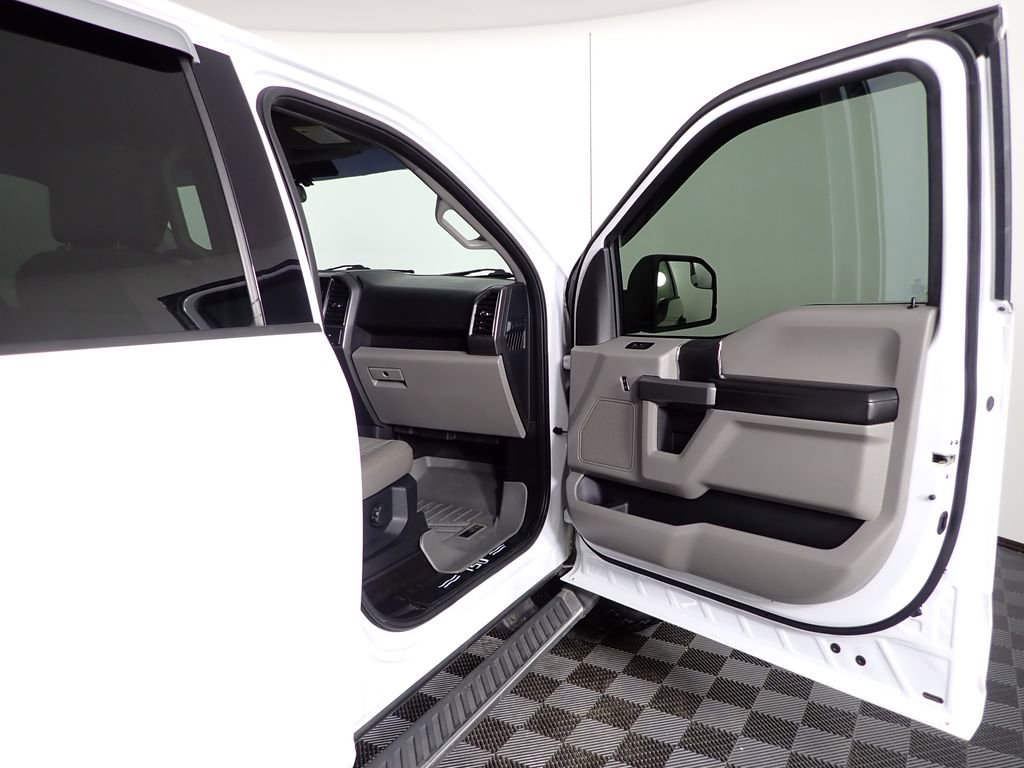 Used 2018 Ford F150 XLT image 28