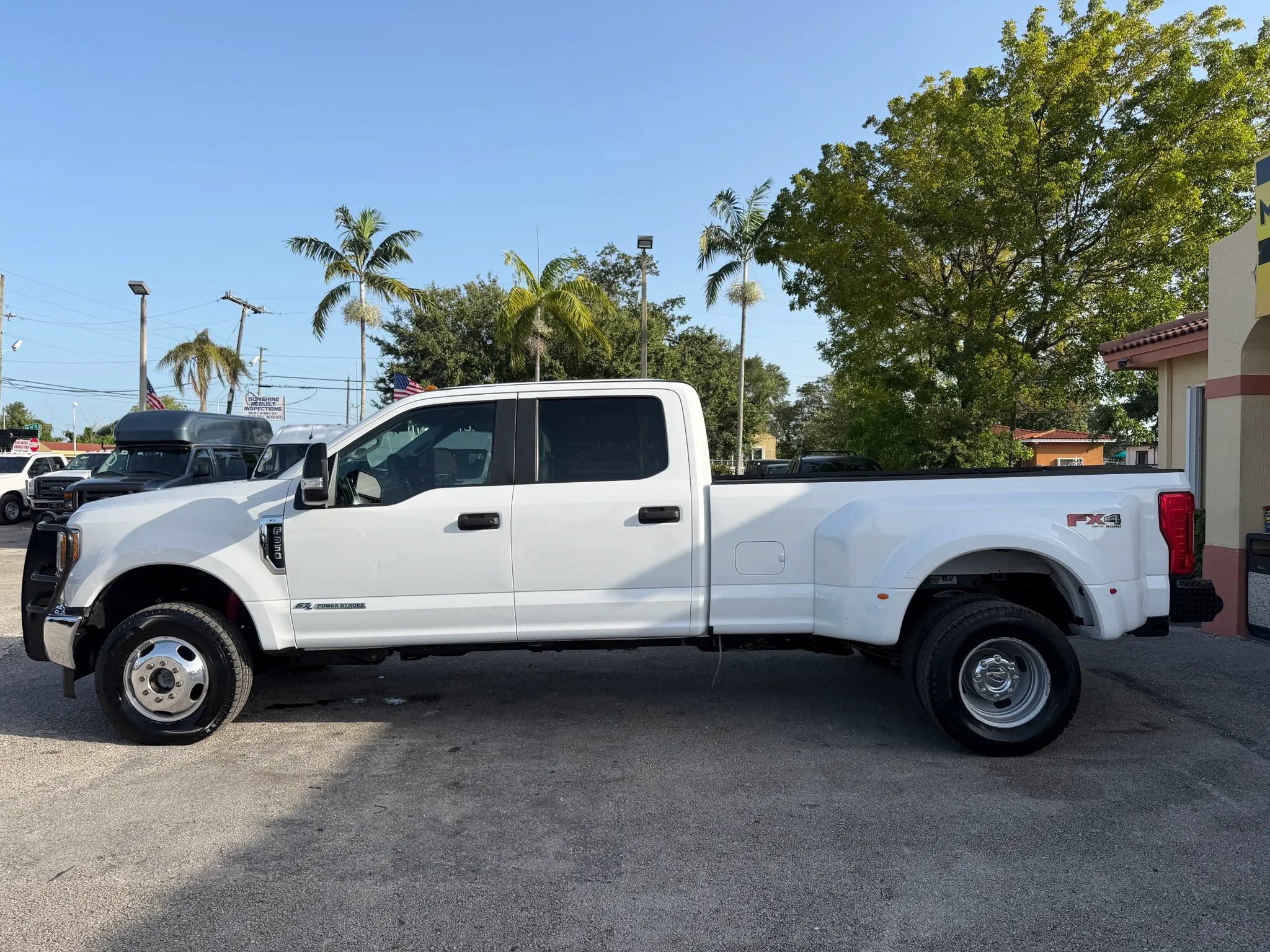 Used 2017 Ford F350 XL w/ Power Equipment Group AWD/4WD image 2