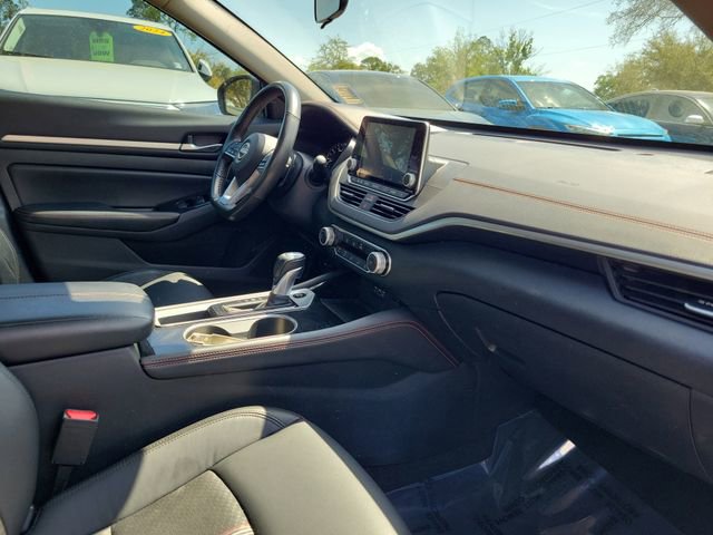 Used 2024 Nissan Altima 2.5 SR image 31