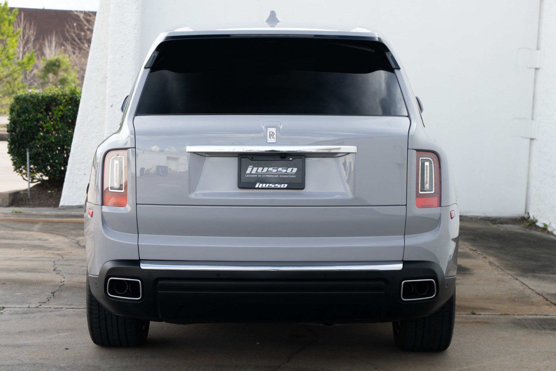 Used 2024 Rolls-Royce Cullinan AWD/4WD image 3