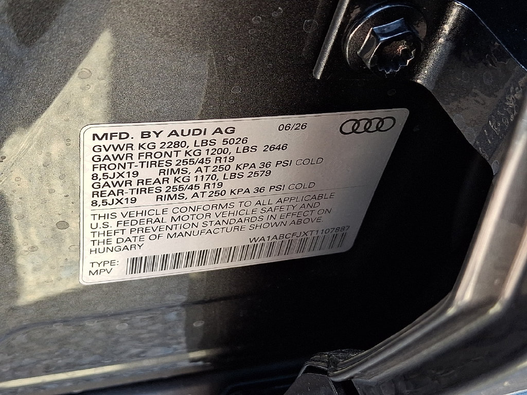 New 2026 Audi Q3 quattro 2.0T AWD/4WD image 13