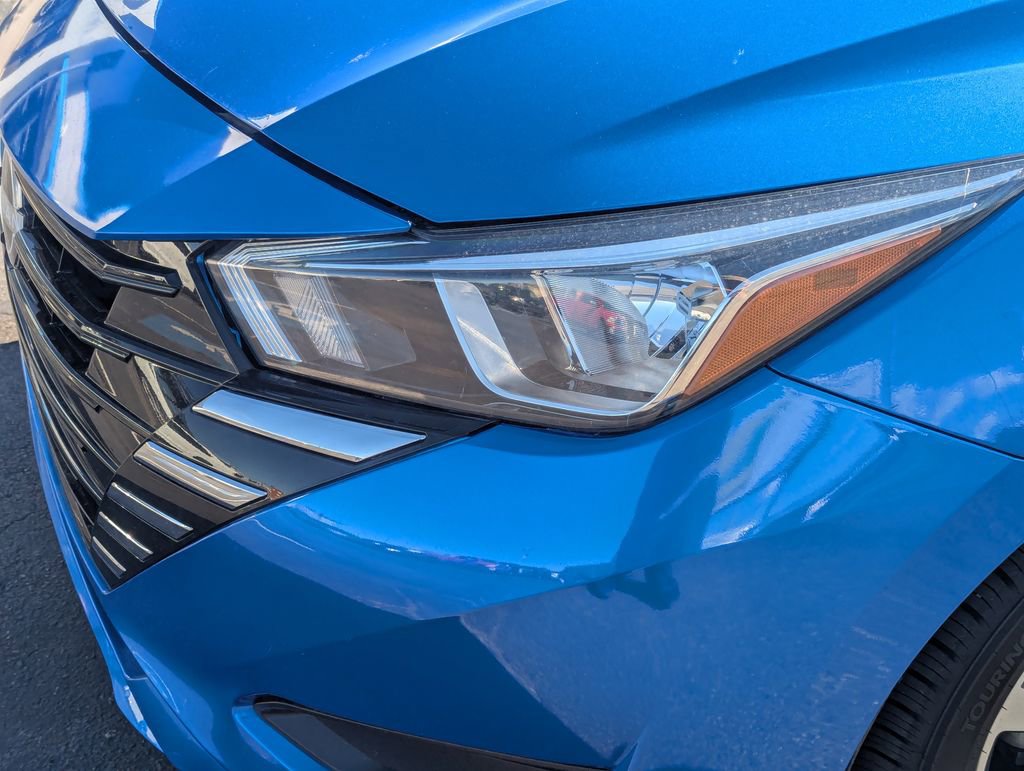 Used 2024 Nissan Versa SV image 12