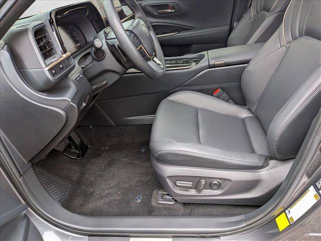 Certified 2024 Toyota Crown Platinum AWD/4WD image 15