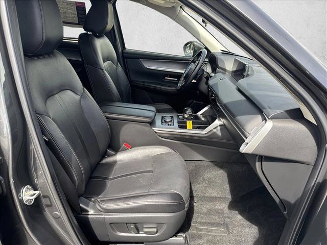 Used 2024 MAZDA CX-90 3.3 Turbo w/ Preferred Plus AWD/4WD image 28