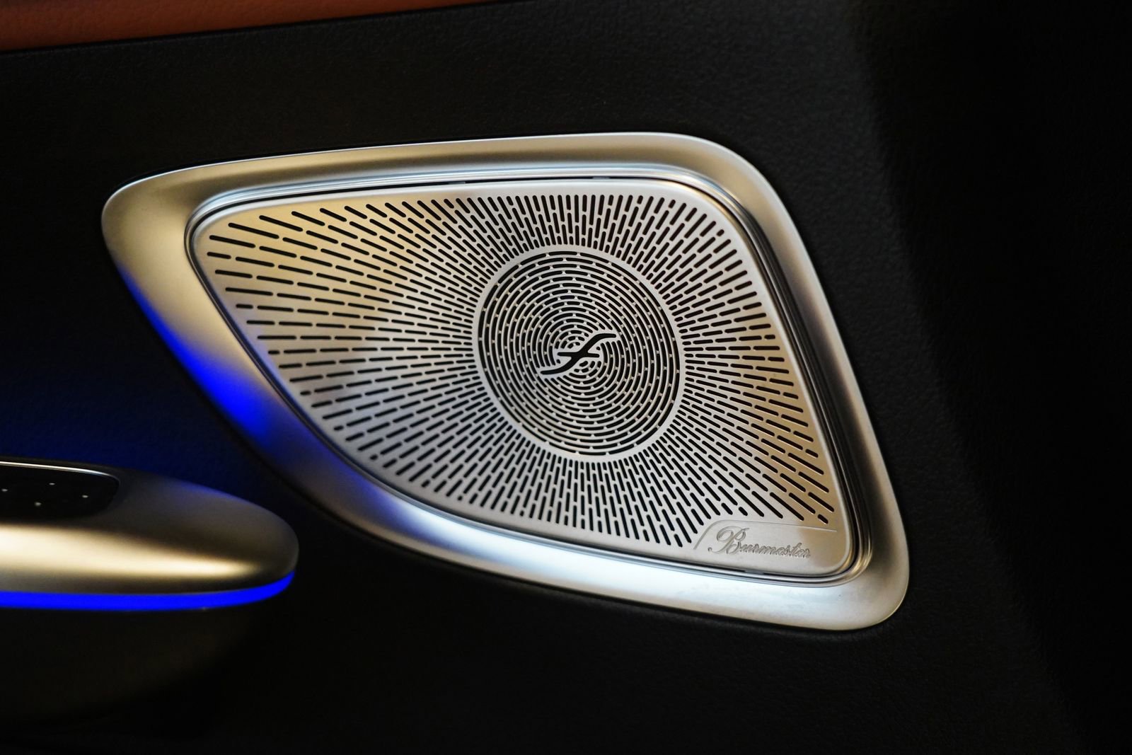 Used 2025 Mercedes-Benz C 300 4MATIC Sedan image 28