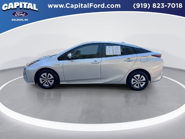 Used 2018 Toyota Prius Two w/ Prius Two Safety Plus Package FWD image 5