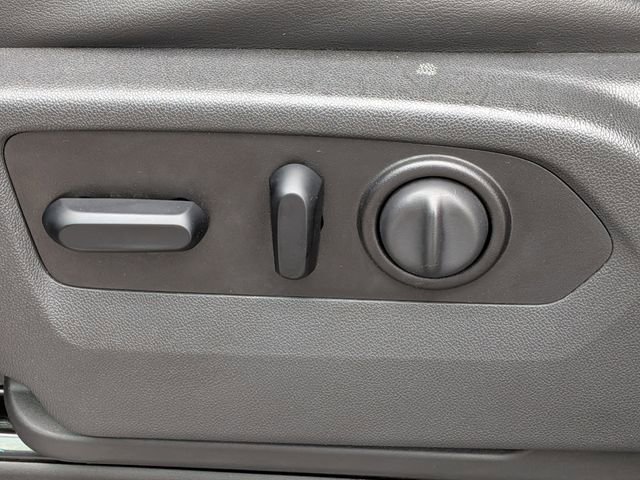 Used 2020 Chevrolet Silverado 2500 High Country w/ Technology Package image 19