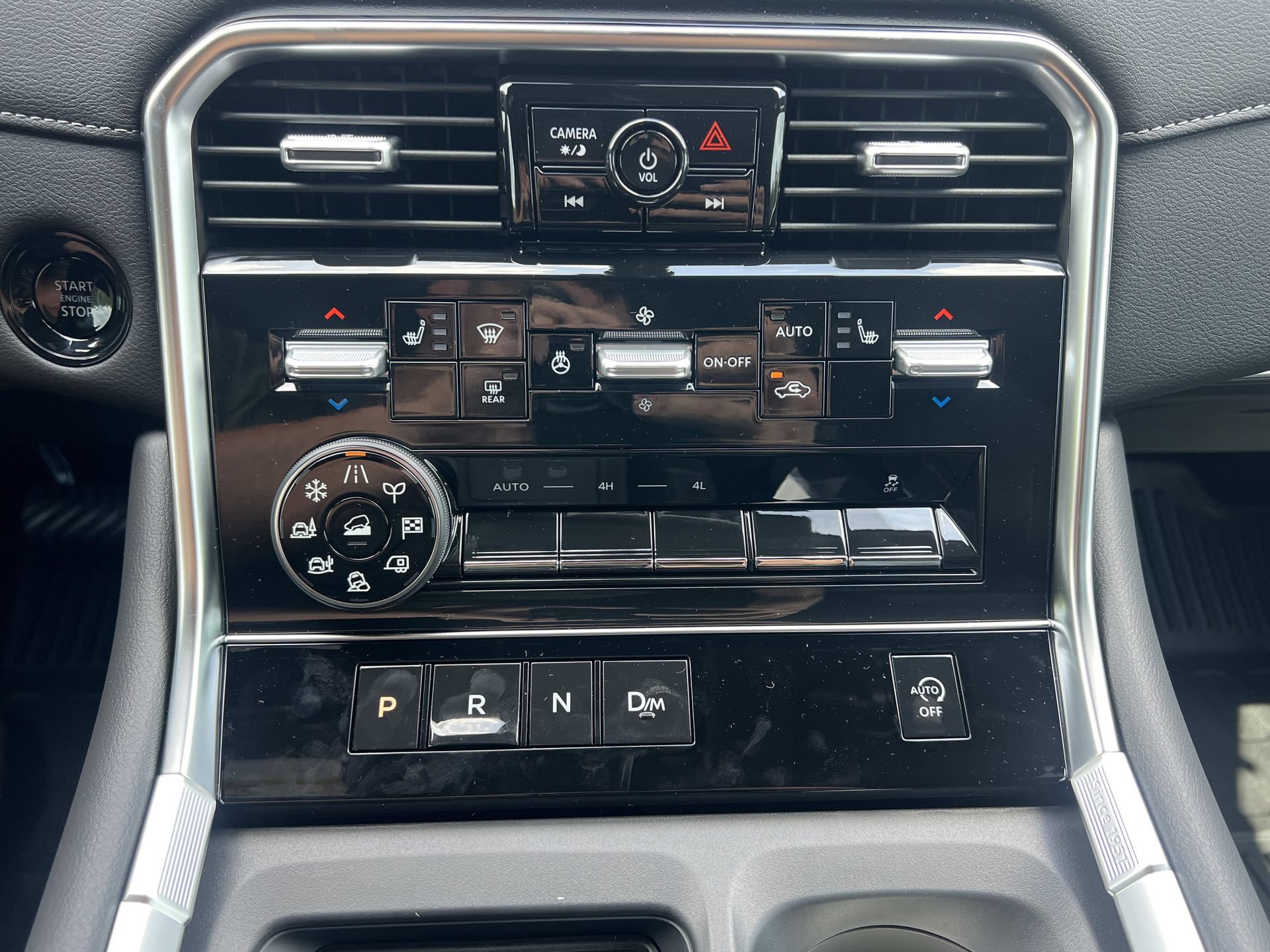 New 2026 Nissan Armada SL w/ Captain's Chari Seat Package AWD/4WD image 7