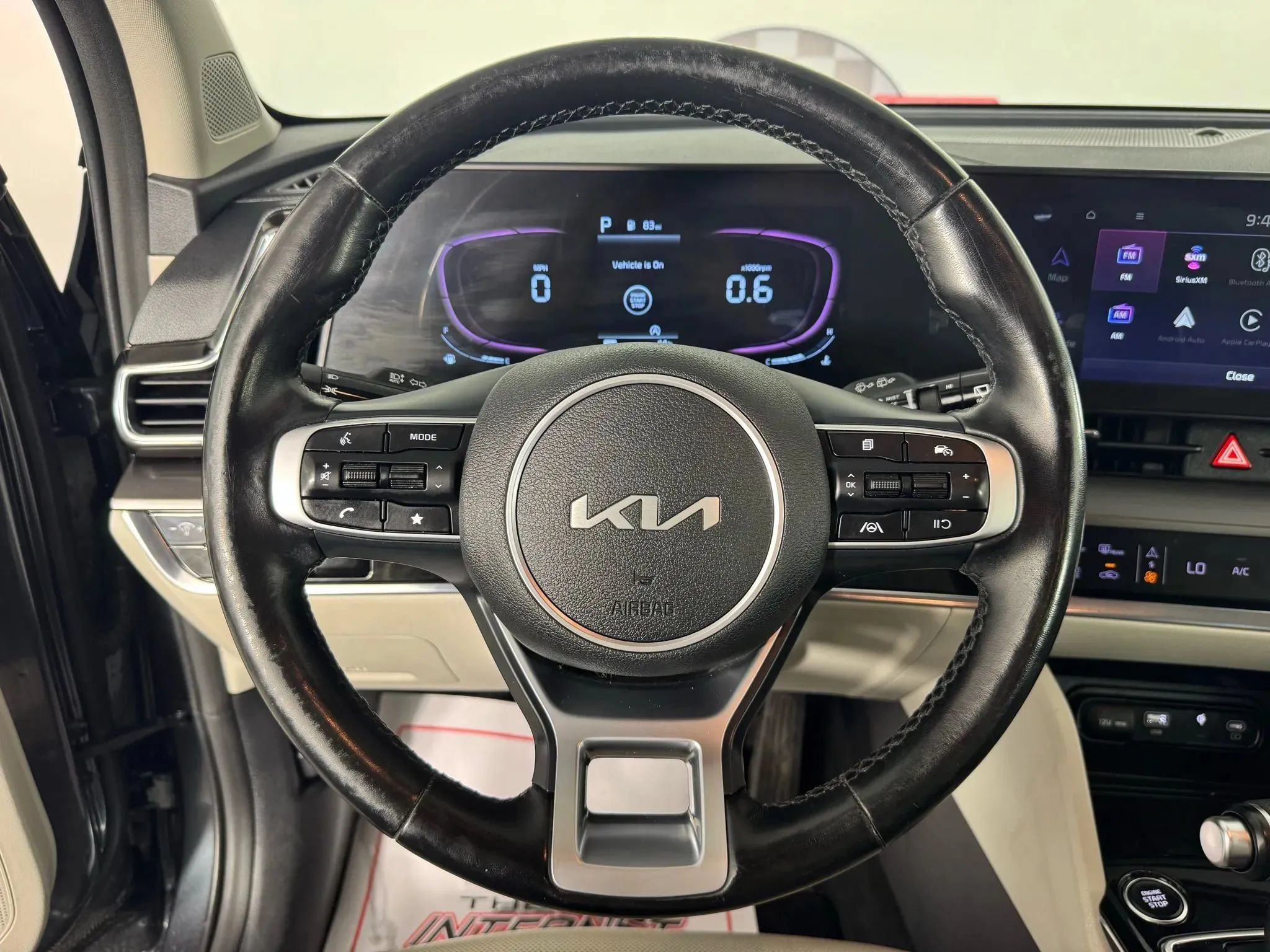 Used 2023 Kia Sportage EX AWD/4WD image 13