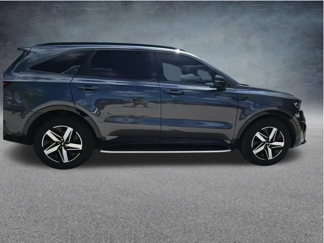 Used 2022 Kia Sorento EX w/ Panoramic Sunroof Package FWD image 4