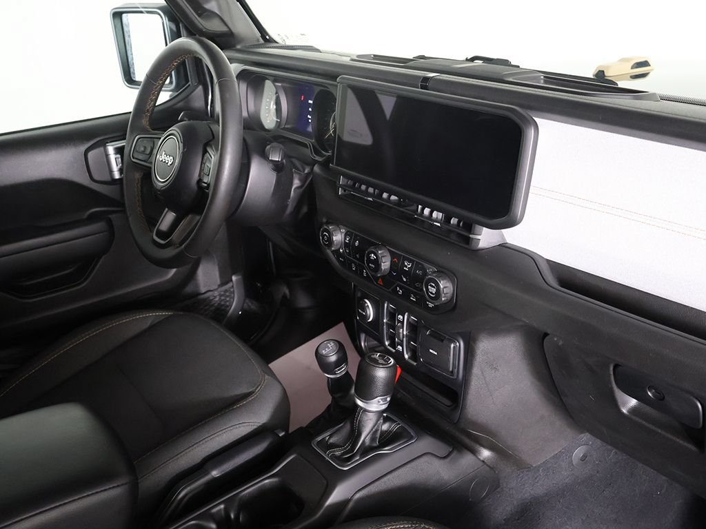 Used 2024 Jeep Wrangler Unlimited Sport AWD/4WD image 26