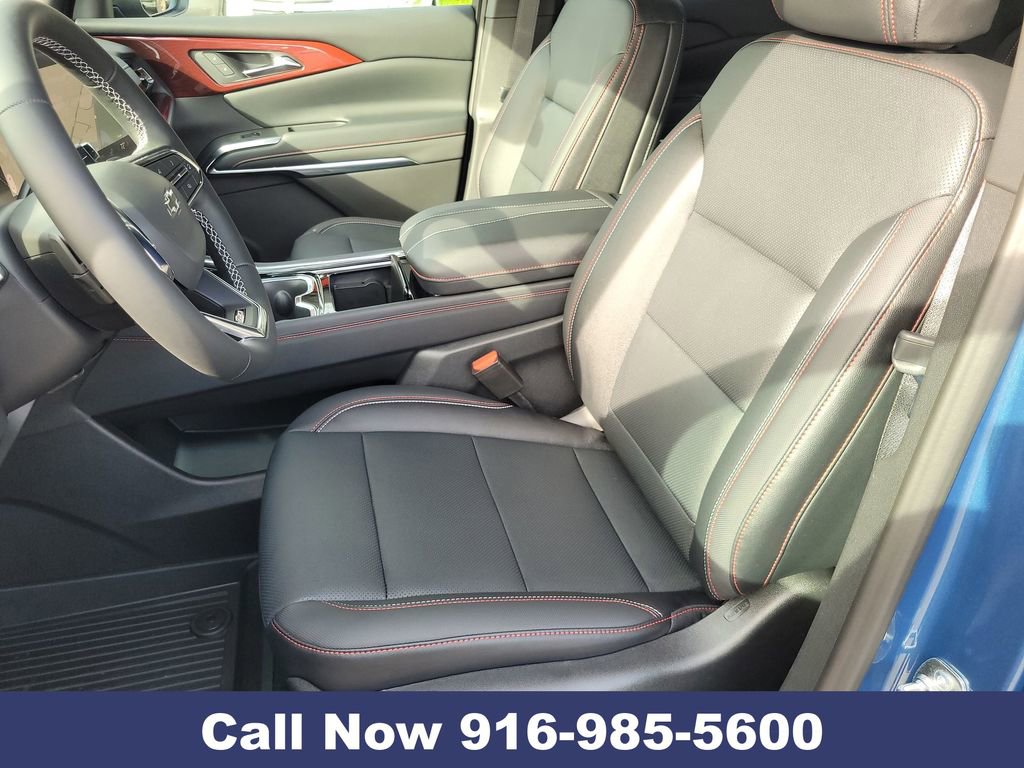 New 2026 Chevrolet Traverse Z71 w/ LPO, Floor Liner Package image 24