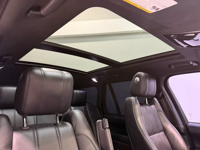 Used 2014 Land Rover Range Rover Supercharged AWD/4WD image 31