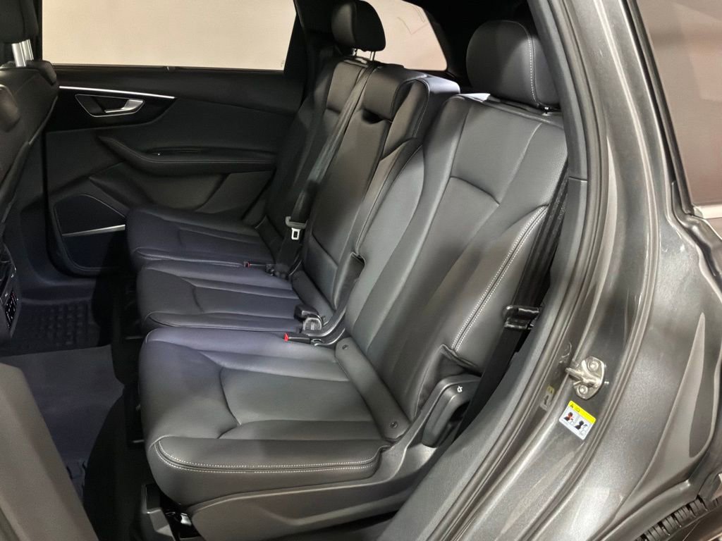 Certified 2025 Audi Q7 3.0T Premium Plus w/ Premium Plus Package image 20