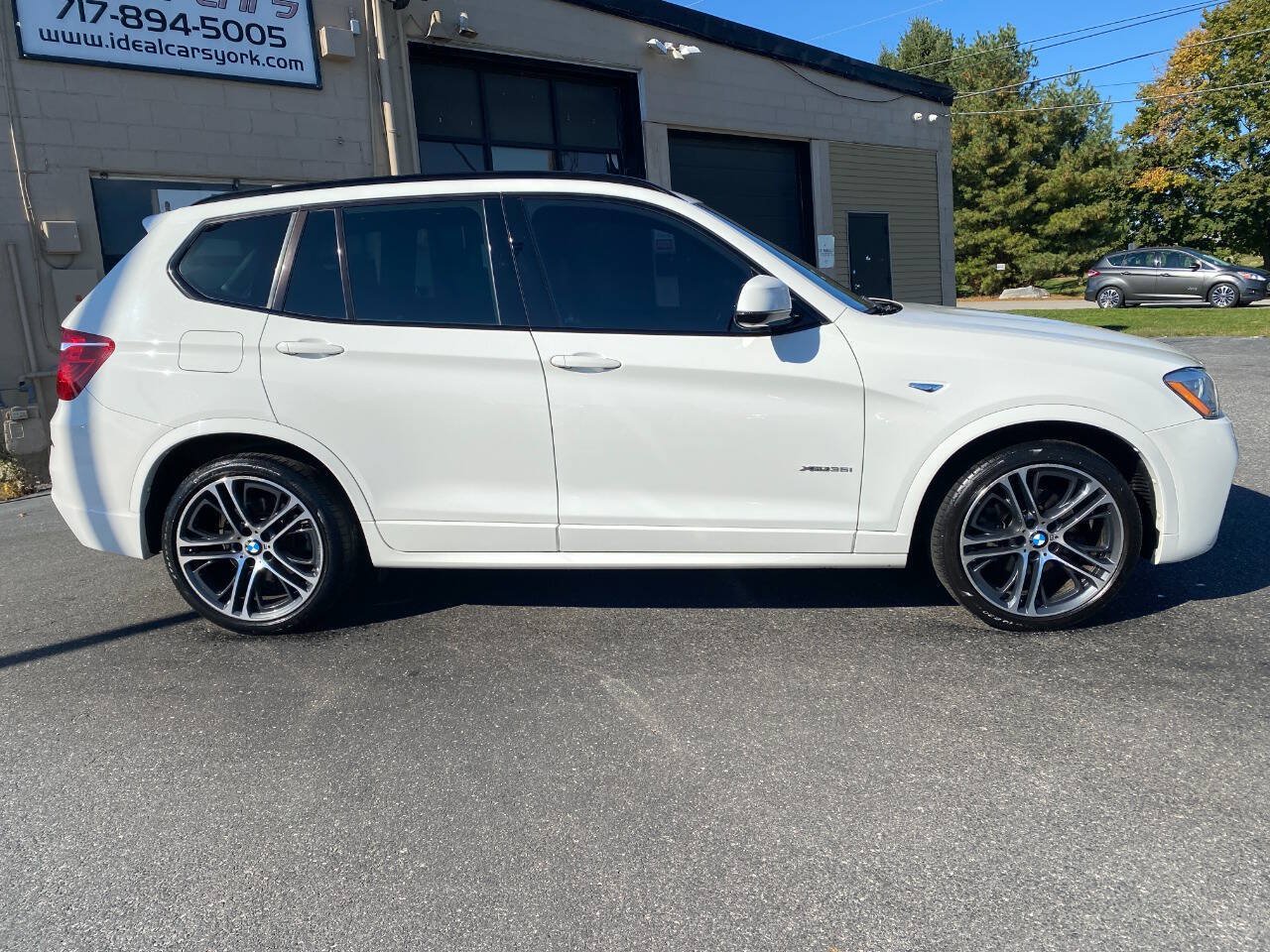 Used 2016 BMW X3 xDrive35i w/ Technology Package AWD/4WD image 2
