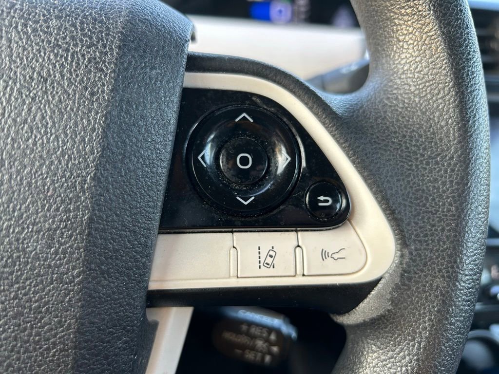Used 2018 Toyota Prius One FWD image 18