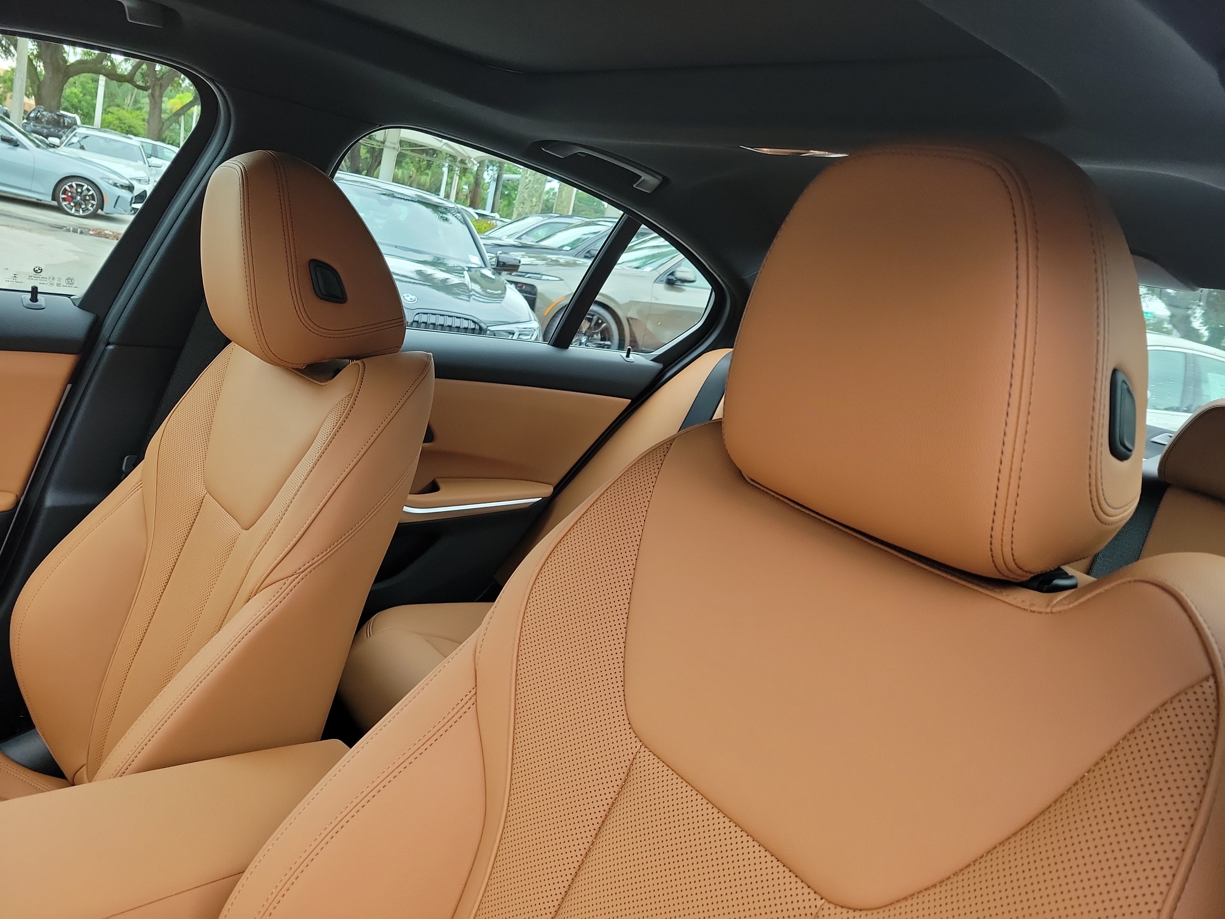 New 2026 BMW 330i Sedan w/ M Sport Package RWD image 15