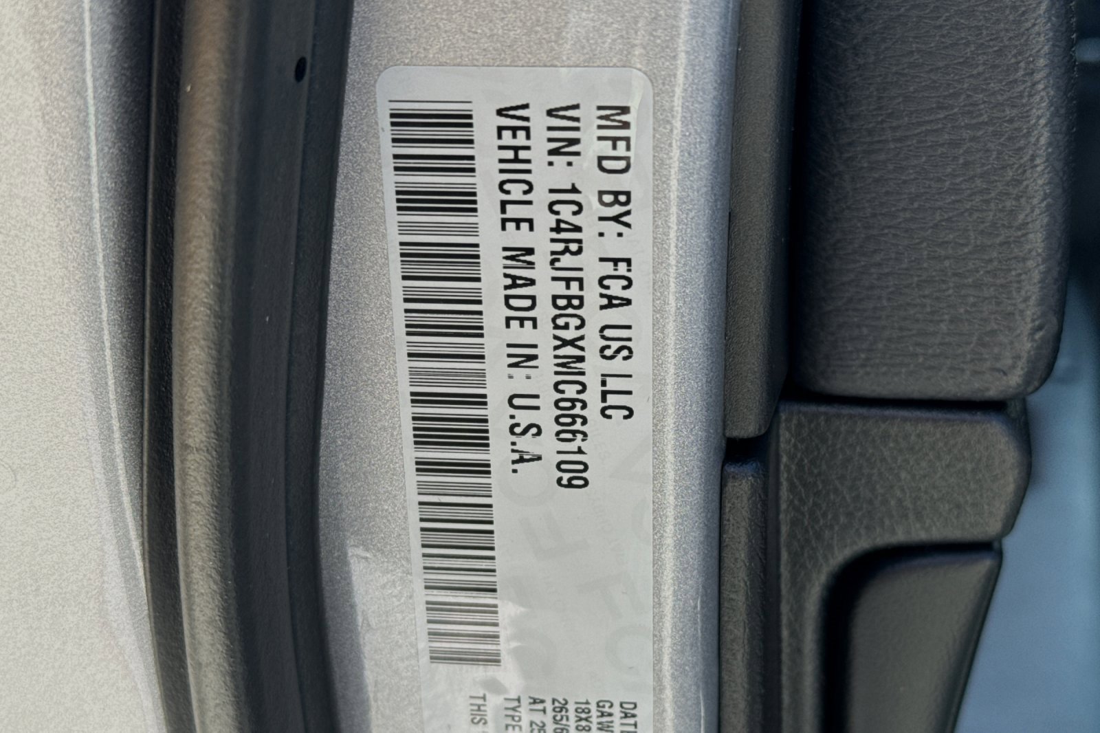 Certified 2021 Jeep Grand Cherokee Limited w/ Luxury Group II image 29