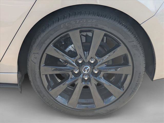 Used 2024 MAZDA MAZDA3 s FWD image 9