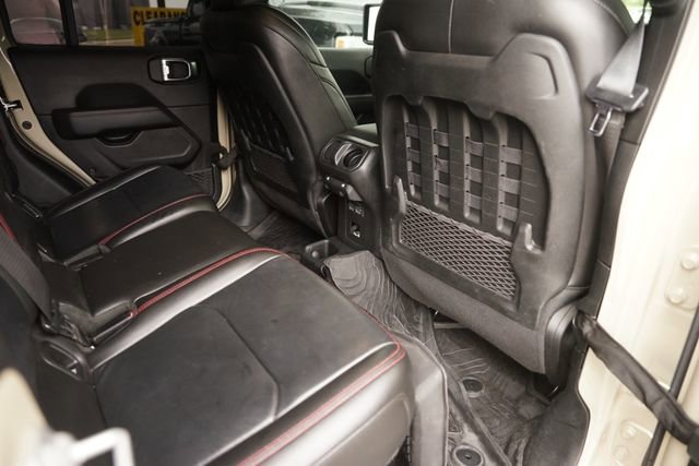 Used 2022 Jeep Gladiator Rubicon w/ LED Lighting Group AWD/4WD image 14
