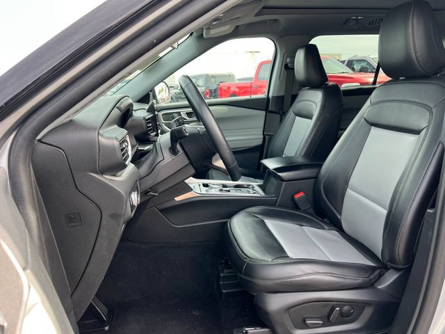 Certified 2023 Ford Explorer XLT w/ Equipment Group 202A AWD/4WD video 3