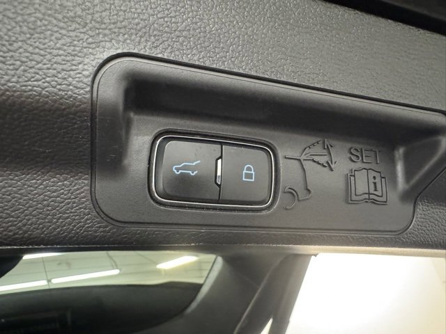 Used 2021 Ford Explorer ST w/ ST Street Pack image 38