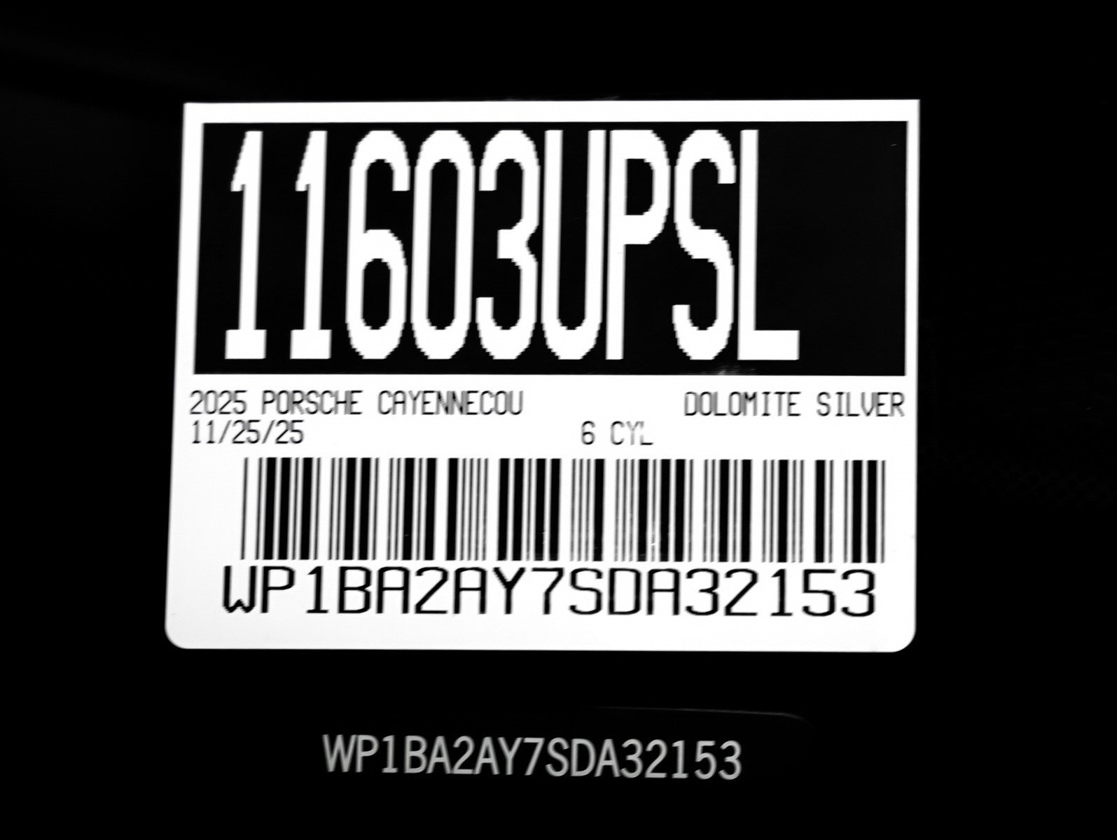 Used 2025 Porsche Cayenne Coupe image 29