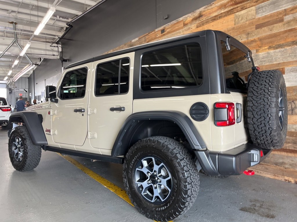Used 2022 Jeep Wrangler Unlimited Rubicon w/ LED Lighting Group image 23