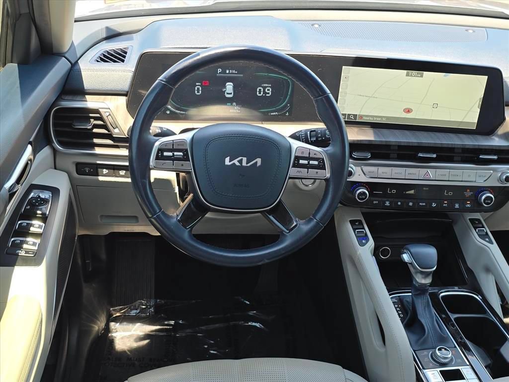 Certified 2023 Kia Telluride EX w/ EX Captain's Chair Package AWD/4WD image 11
