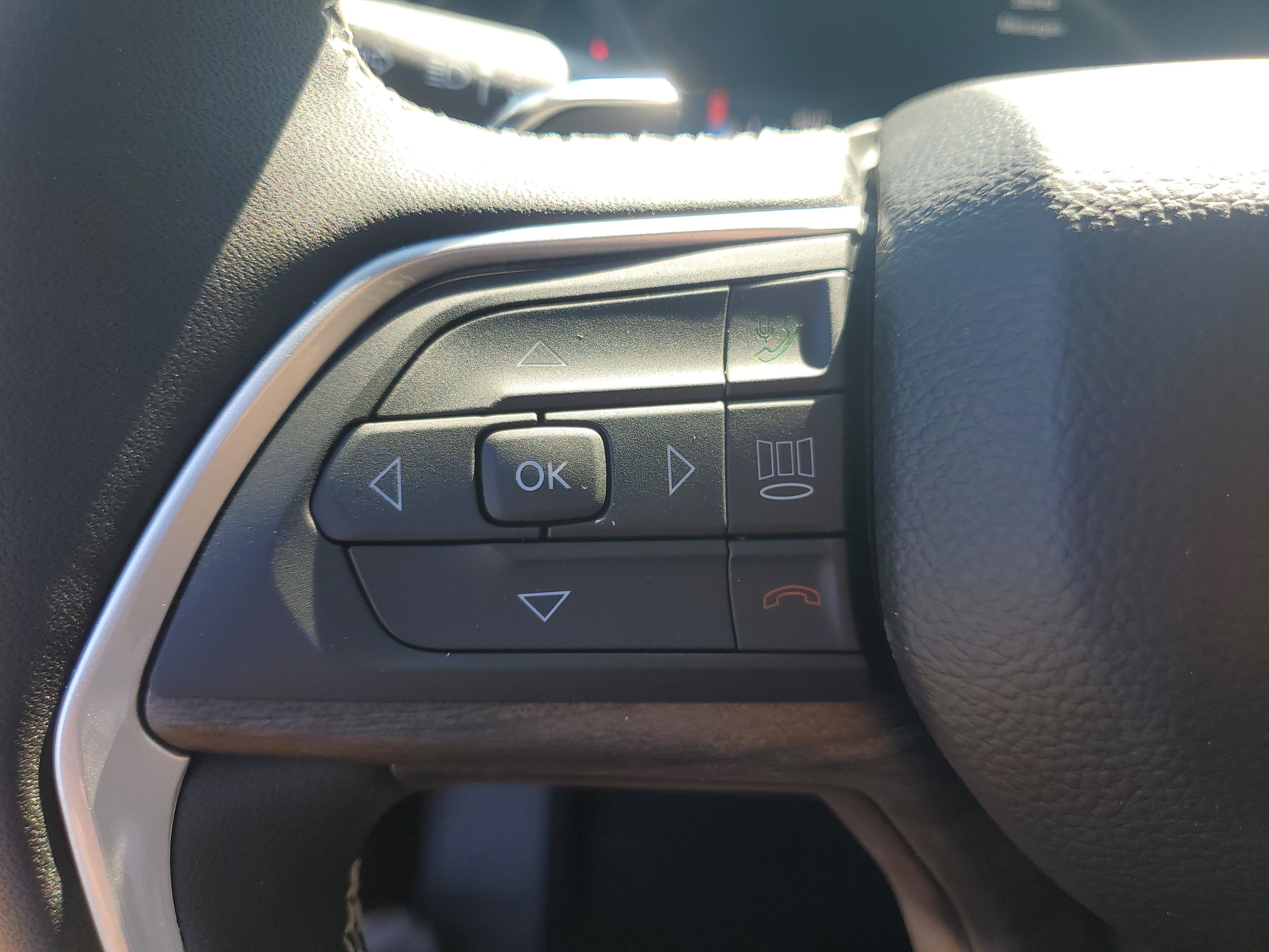 New 2026 Jeep Grand Cherokee Limited RWD image 16