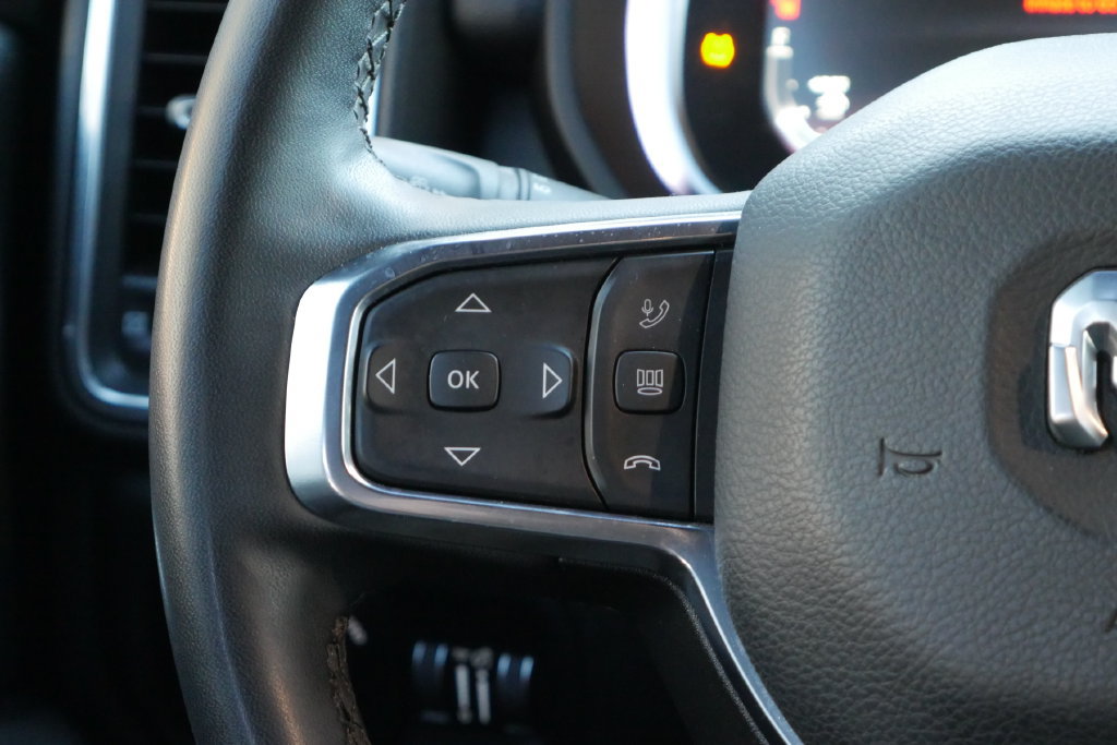 Used 2025 RAM 3500 Laramie AWD/4WD image 16