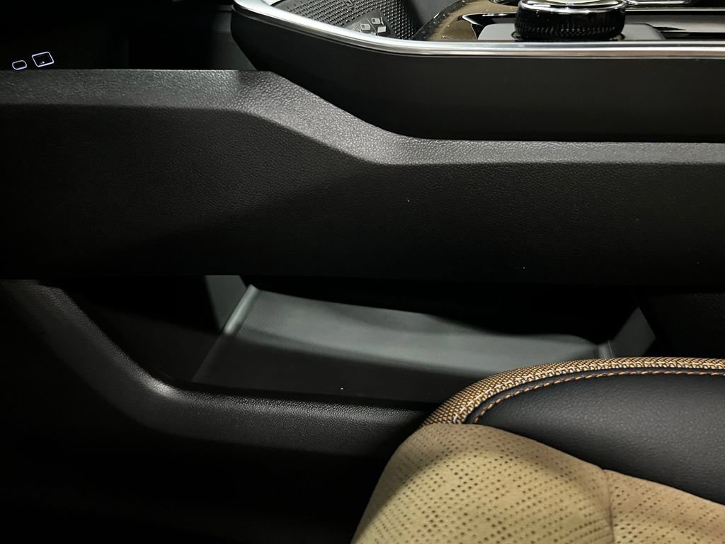 New 2026 Chevrolet Equinox ACTIV w/ Convenience Package III FWD image 30