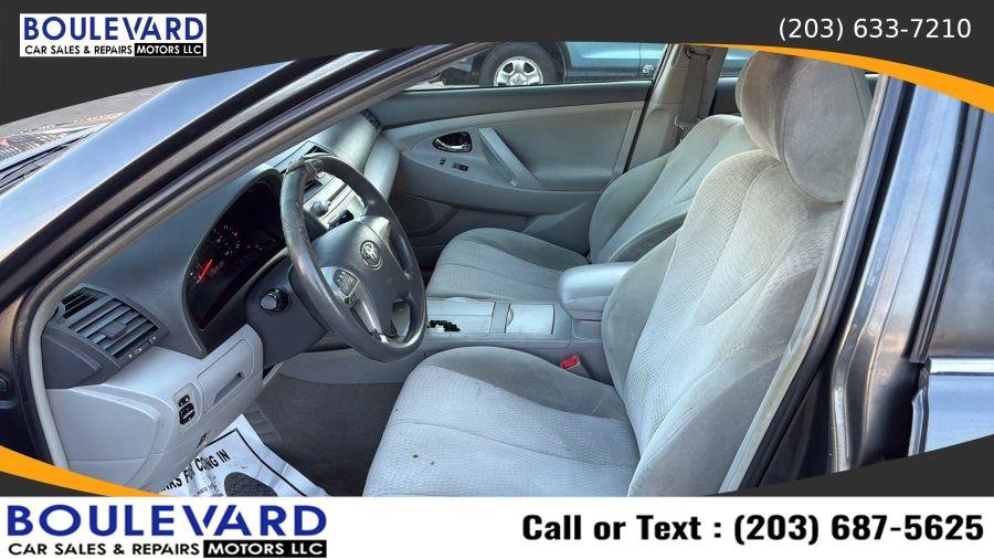 Used 2010 Toyota Camry LE FWD image 23