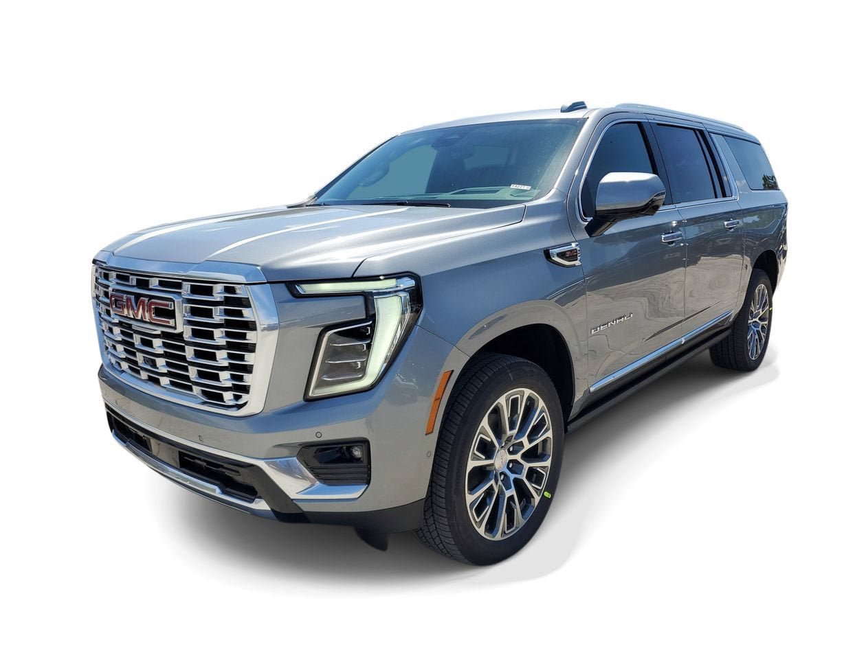 New 2026 GMC Yukon XL Denali w/ Denali Reserve Package AWD/4WD image 3