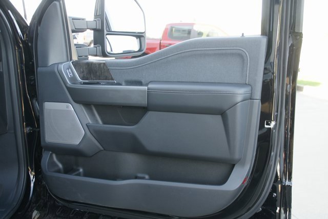 New 2026 Ford F250 Lariat image 38