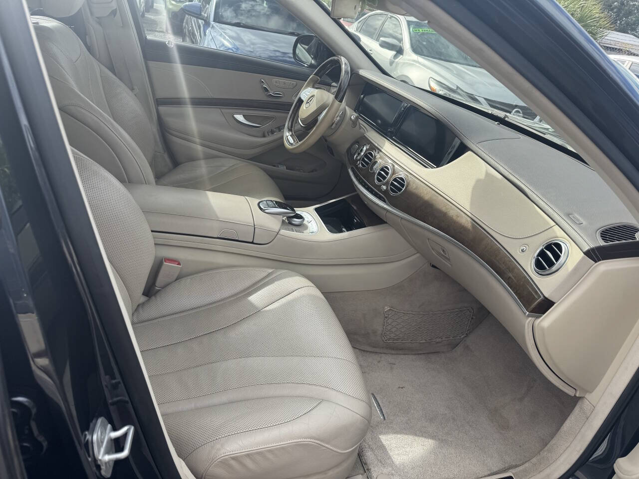 Used 2015 Mercedes-Benz S 550 4MATIC Sedan image 17