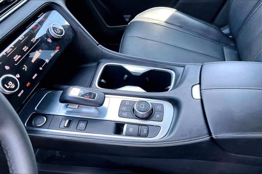 Used 2023 INFINITI QX60 Luxe AWD/4WD image 16