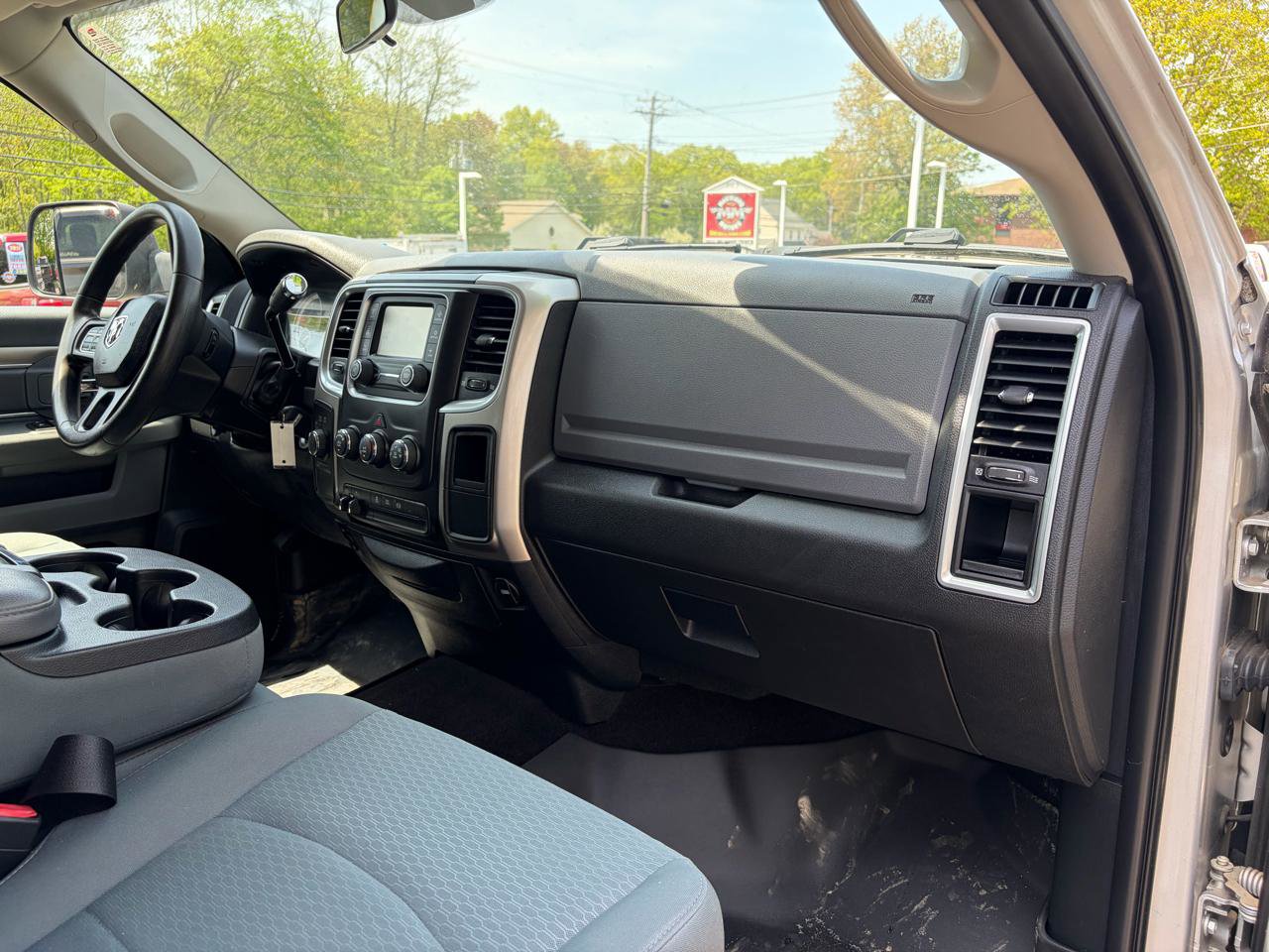 Used 2017 RAM 2500 SLT AWD/4WD image 45