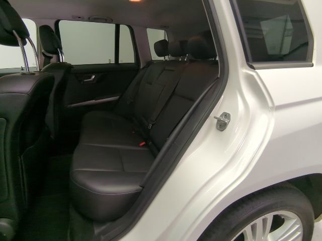 Used 2013 Mercedes-Benz GLK 350 4MATIC image 24