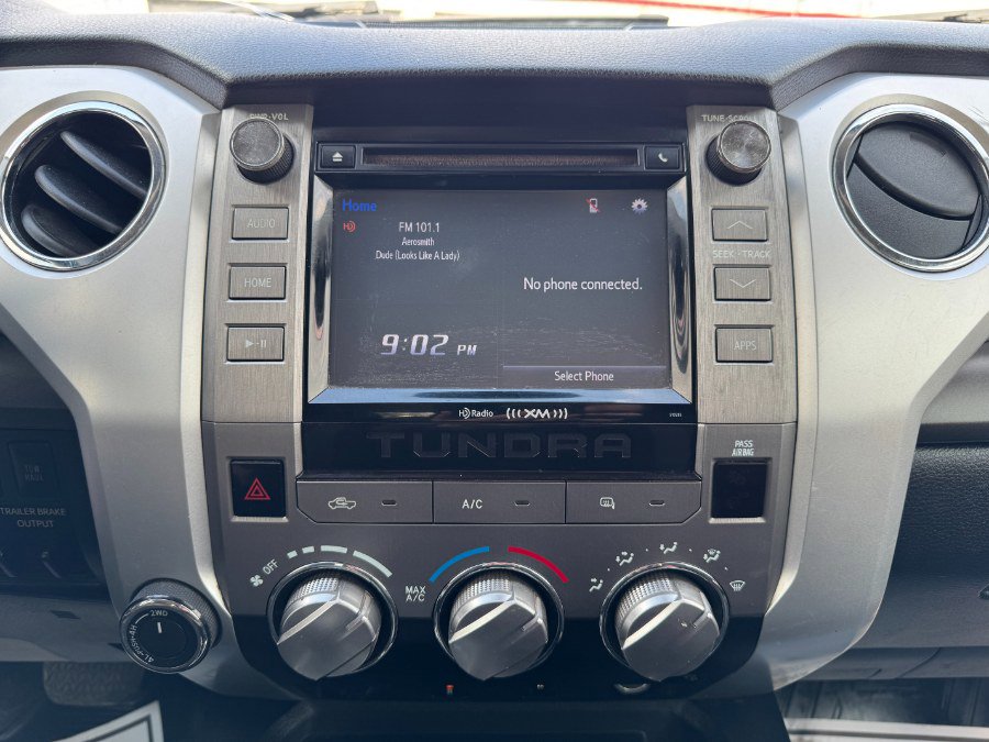 Used 2018 Toyota Tundra SR5 image 21