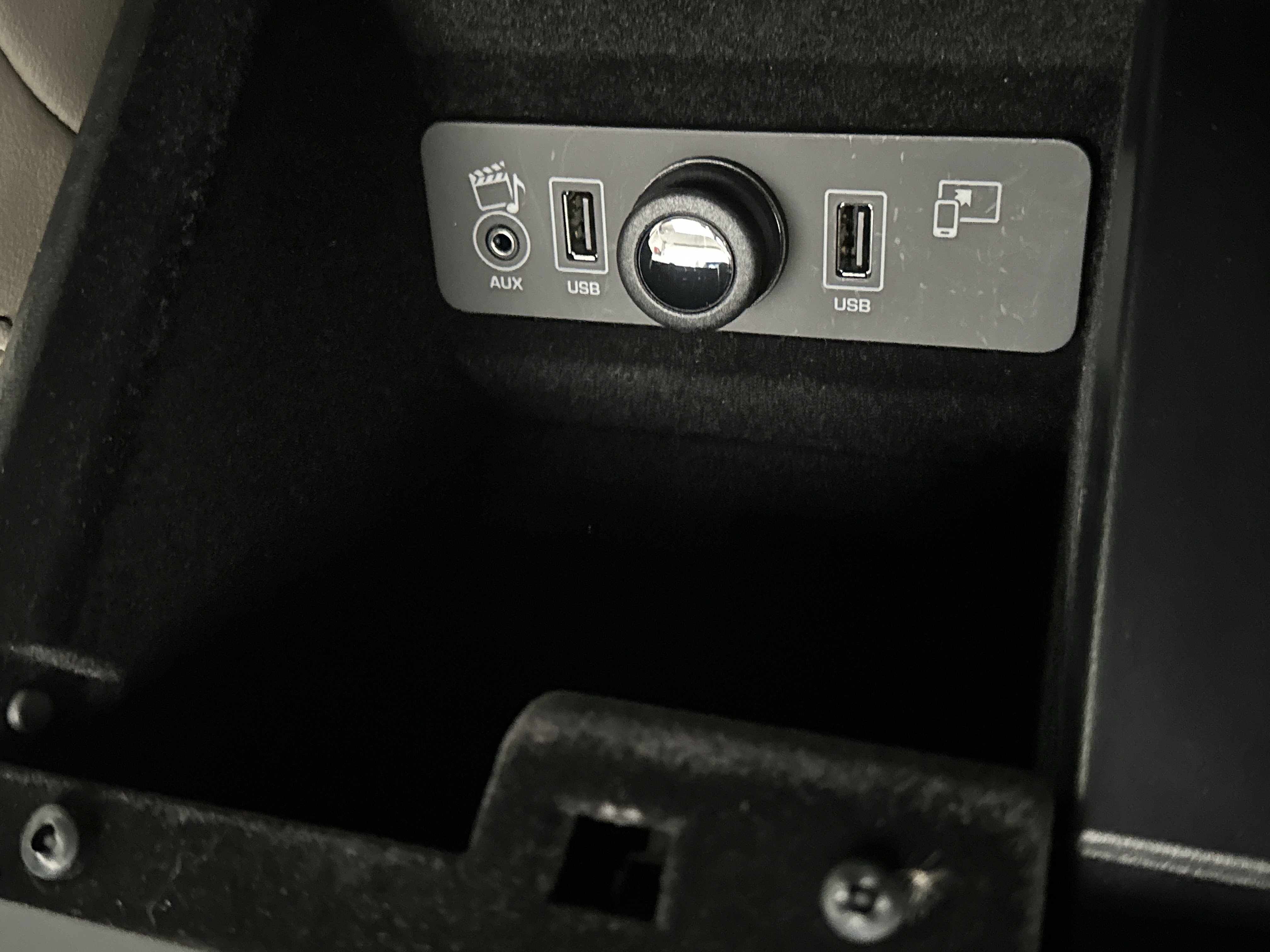 Used 2016 Jaguar F-TYPE Convertible RWD image 36