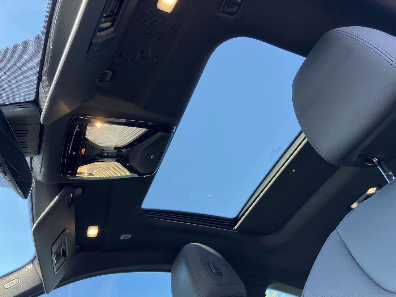 Used 2021 BMW 440i xDrive Coupe w/ Premium Package image 23