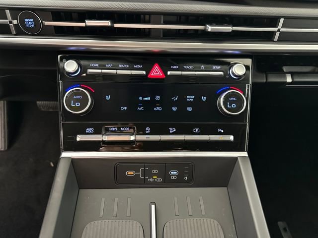 Used 2025 Hyundai Santa Fe SEL FWD image 23