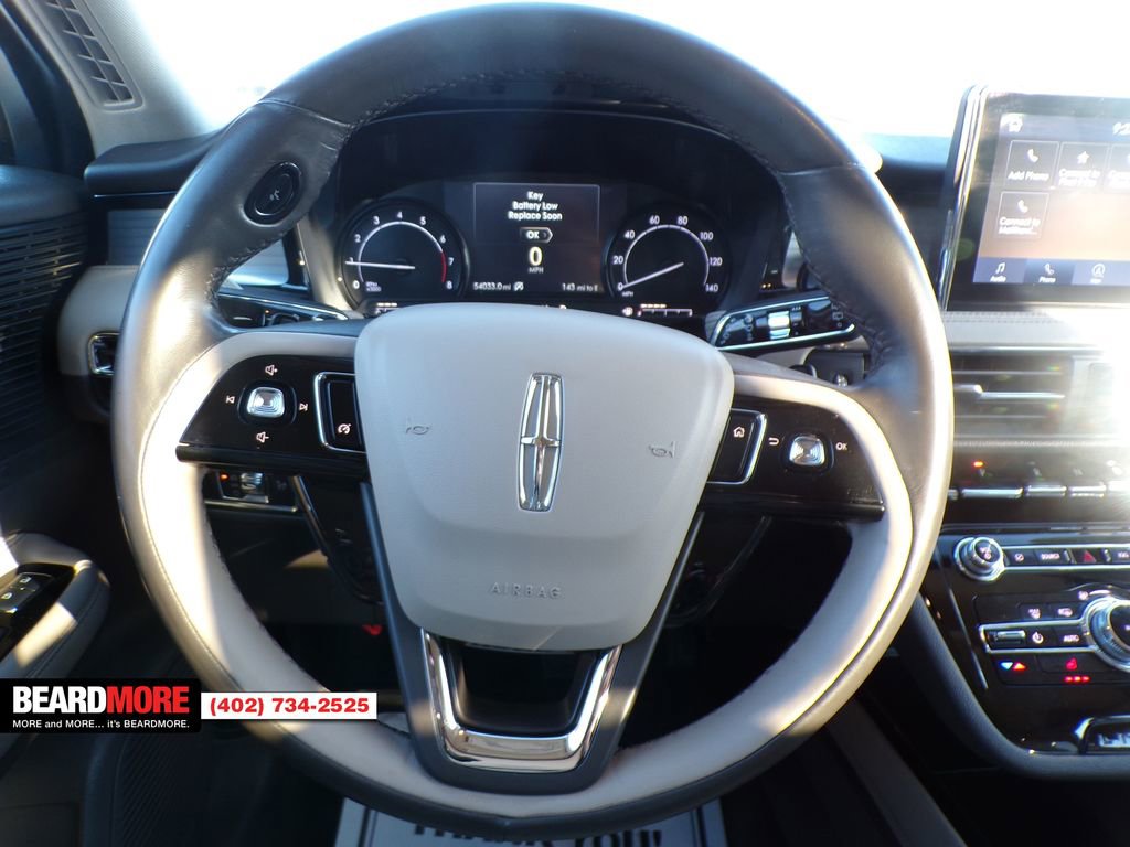 Used 2021 Lincoln Corsair Standard w/ Rear Removable Package Tray image 13