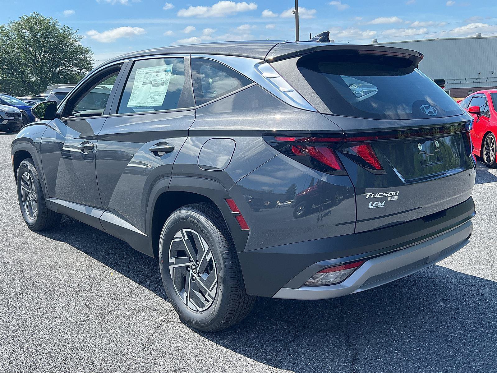 New 2026 Hyundai Tucson Blue SE AWD/4WD image 4