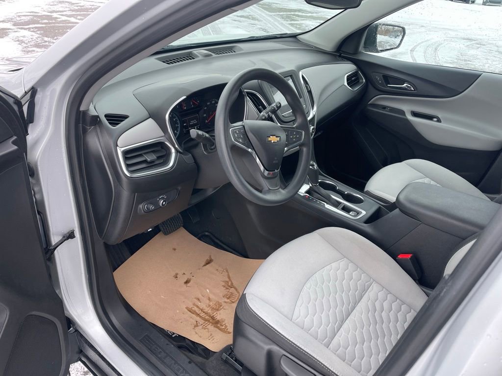 Used 2018 Chevrolet Equinox LS image 17