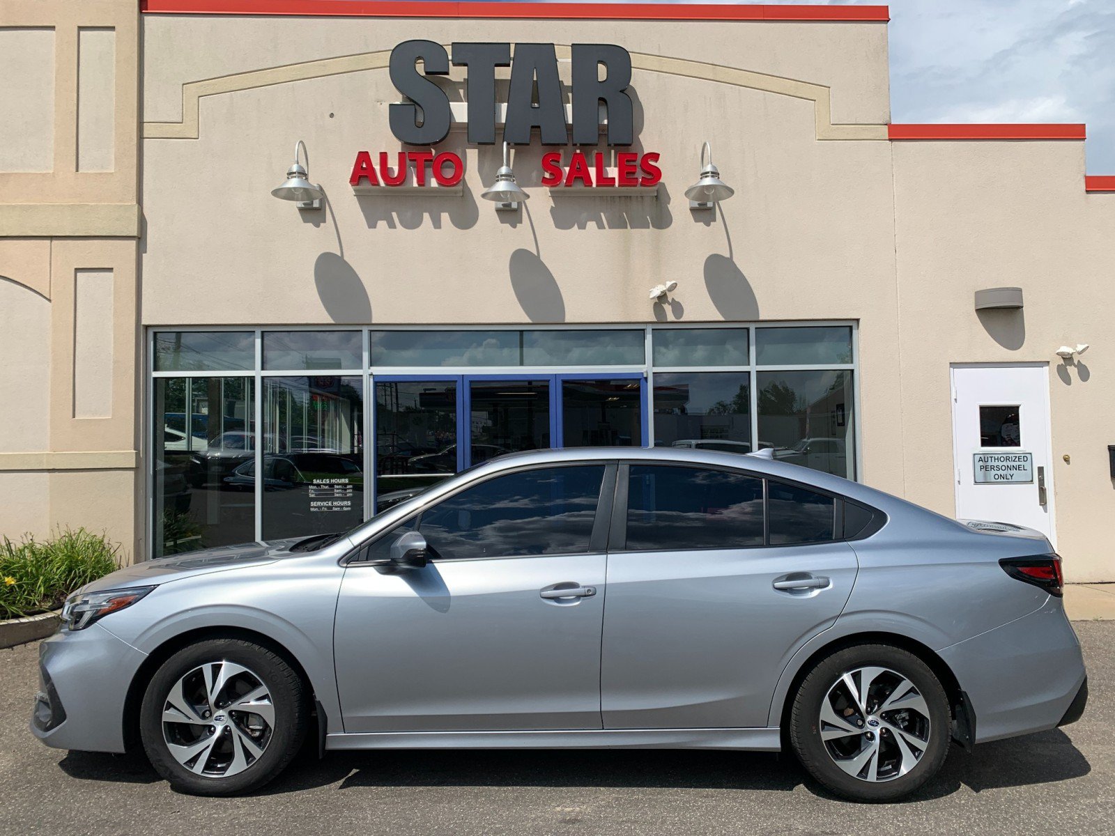 Used 2023 Subaru Legacy Premium AWD/4WD image 4