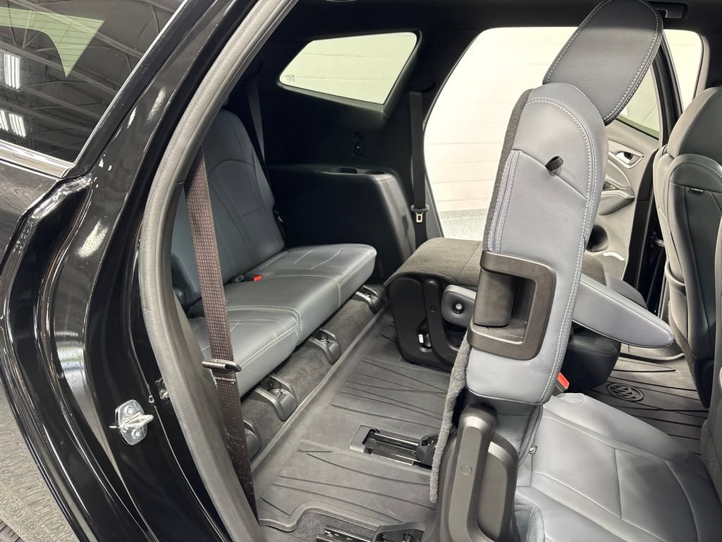 Used 2023 Buick Enclave Essence w/ Experience Buick Package AWD/4WD image 40