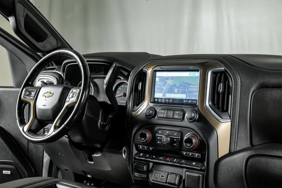 Used 2021 Chevrolet Silverado 3500 High Country w/ Snow Plow Prep/Camper Package image 23