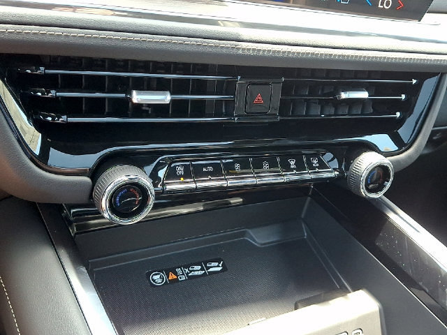 New 2026 Chevrolet Tahoe Premier AWD/4WD image 13